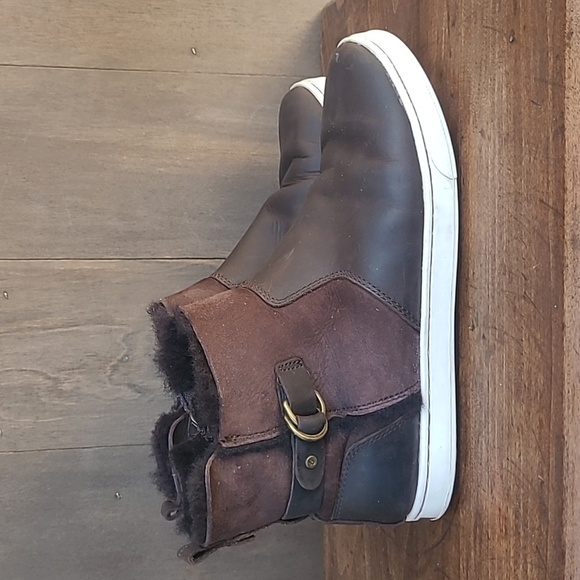 OluKai Shoes Women's sz 9 Pehuea Hulu Brown Leather/Suede Faux Fur Lined Sneaker - Picture 4 of 12